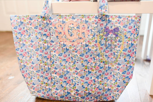 Jumbo XL TRVL tote - Bridgehampton Floral restock 8/25