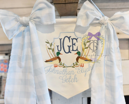 Mallard Crest Banner with Gingham Bows