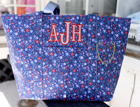 JUMBO TRVL Tote - Essex