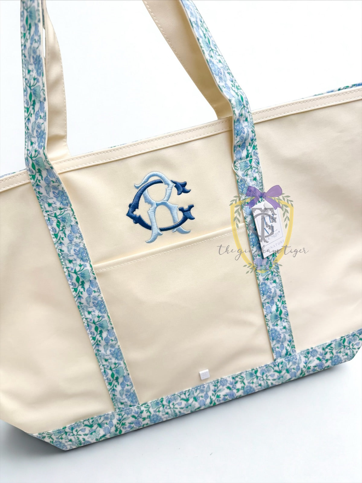 MEDIUM TOTE - COATED CANVAS NATURAL WITH Hamptons Floral  TRIM